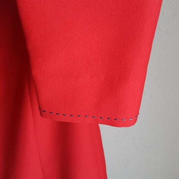 TOM AND LINDA PLATT asymmetrical collar dress. - Picture 8 of 8